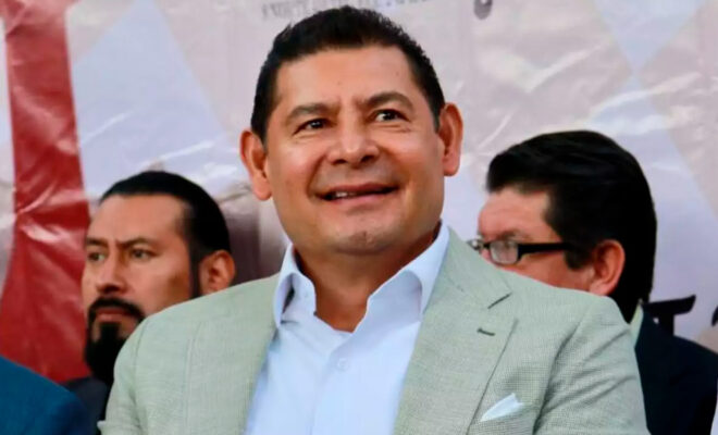 Alejandro Armenta festejó el arribo de la Marina a Puebla