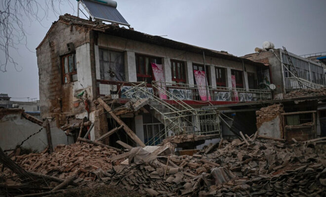 China: Terremoto en Gansu de magnitud 6.2 deja más de 100 muertos