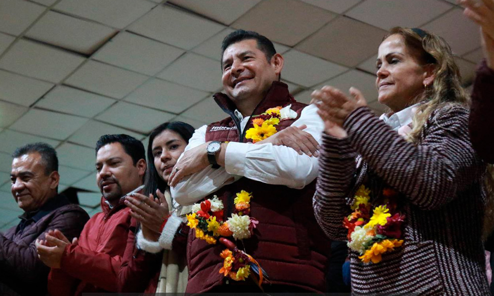 Alejandro Armenta continúa su precampaña por la gubernatura de Puebla en Zacapoaxtla