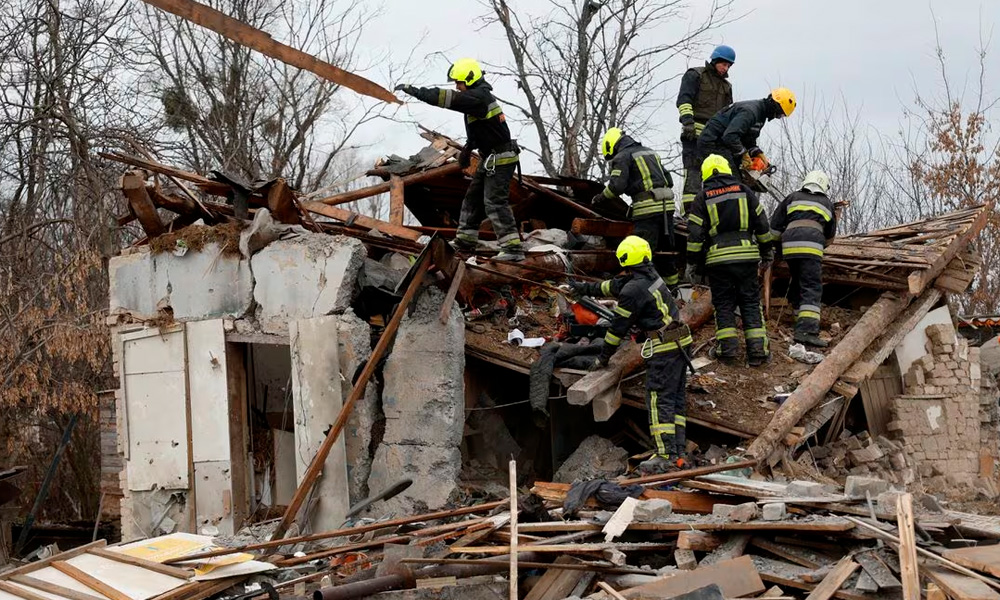 Ataque Aéreo ruso en Ucrania deja un rastro de devastación y desesperación