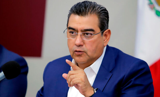 Gobernador de Puebla aboga por la inclusión de priistas en Morena