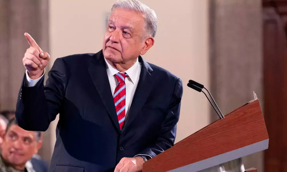 AMLO responde a la demanda de su hermano contra Carlos Loret de Mola