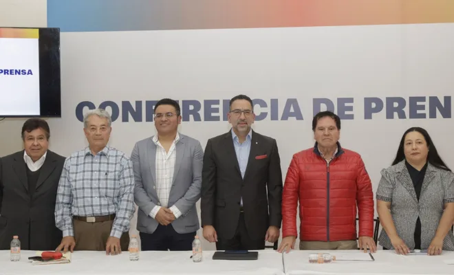 Javier Lozano critica a militantes de otros partidos que se unieron a Morena