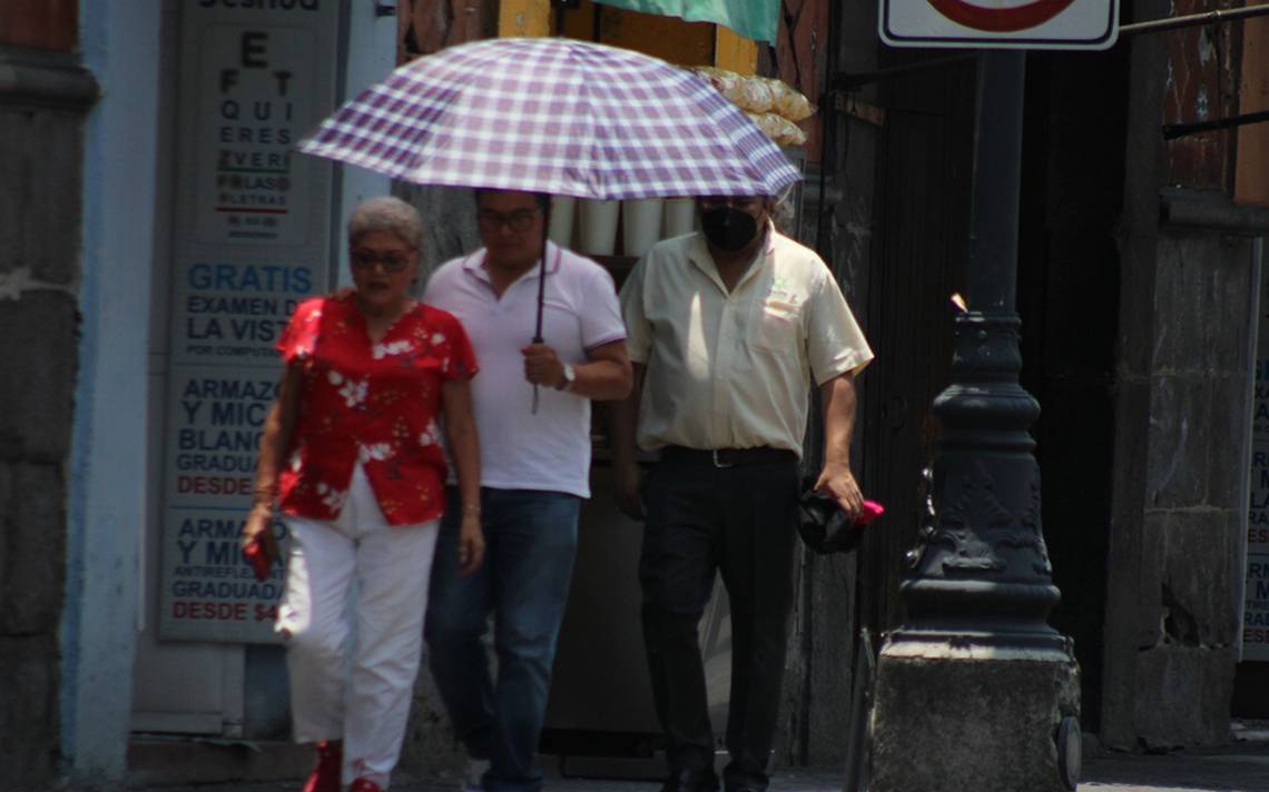 Han terminado en hospitales 19 personas por golpe de calor en Puebla