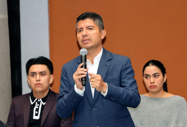 Eduardo Rivera Pérez llama morenacos a simpatizantes de Morena