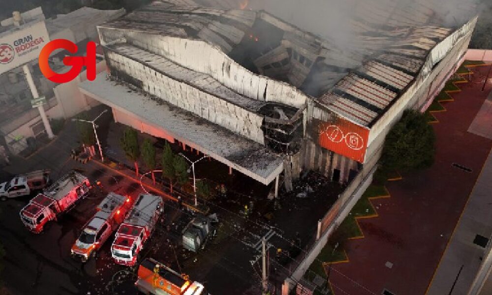 Incendio en Gran Bodega Amalucan deja un afectado